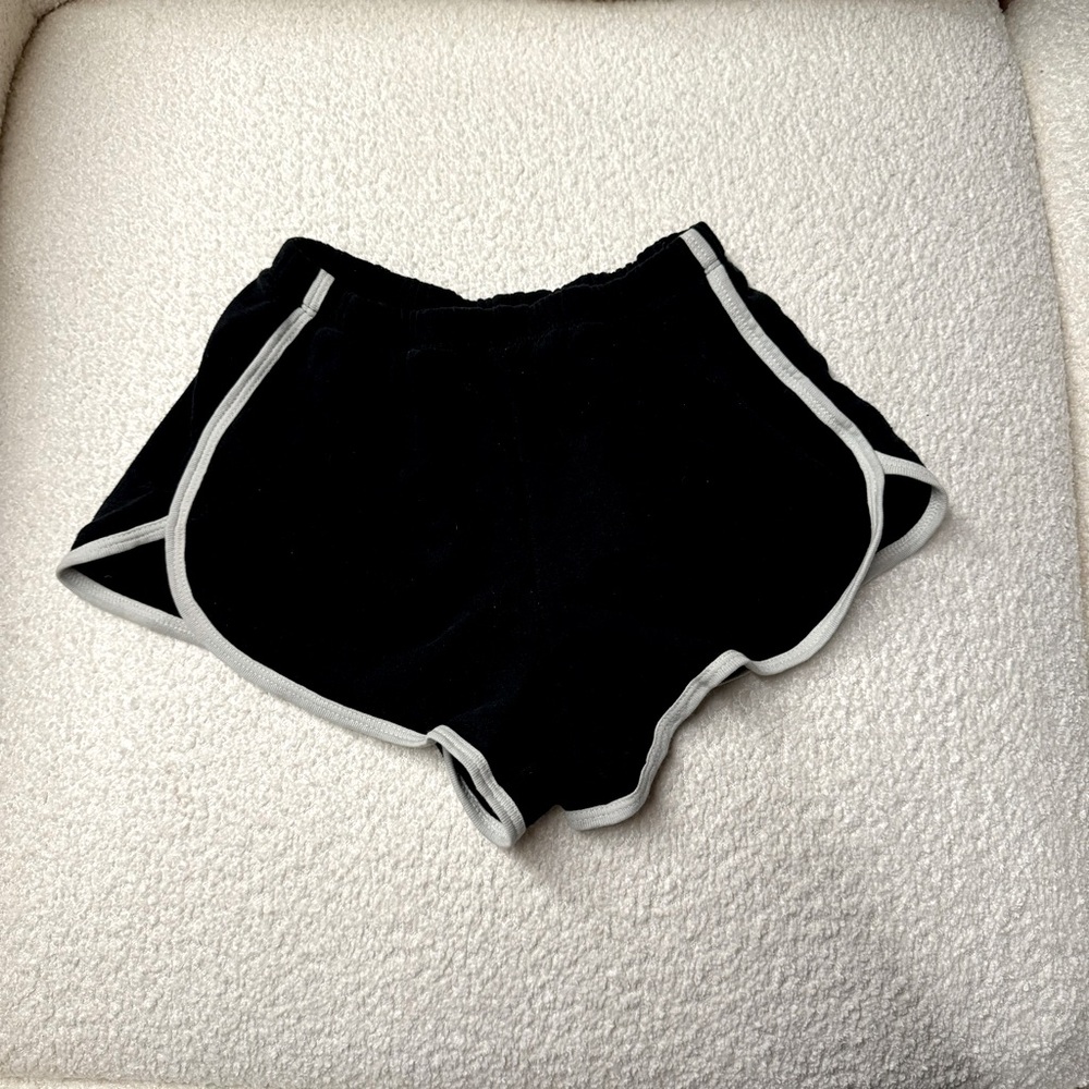 BRANDY MELVILLE SHORTS